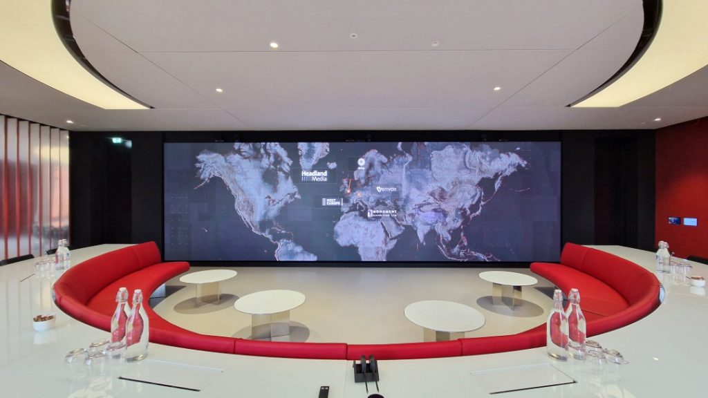 Egerton Room Presentation suite with 9m x 3m LED display